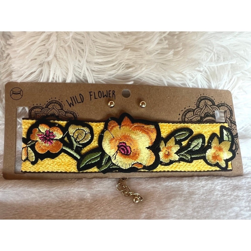 Wild Flower Floral Embroidered Choker & Stud Earrings Set Yellow Boho Retro